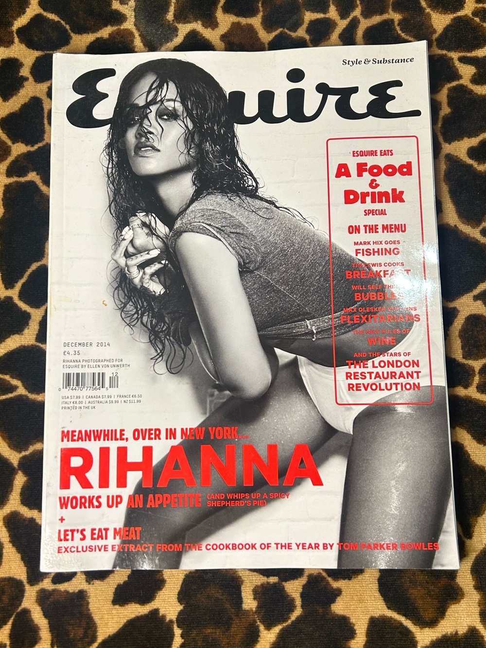 Esquire UK Edition Dec 2014 Magazine Featuring Rihanna